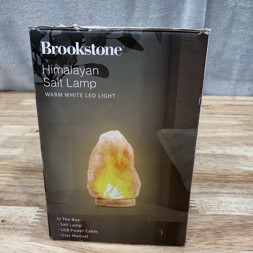 Brookstone Himalayan Salt Lamp Warm White LED Natural Glow Light NWT Decor